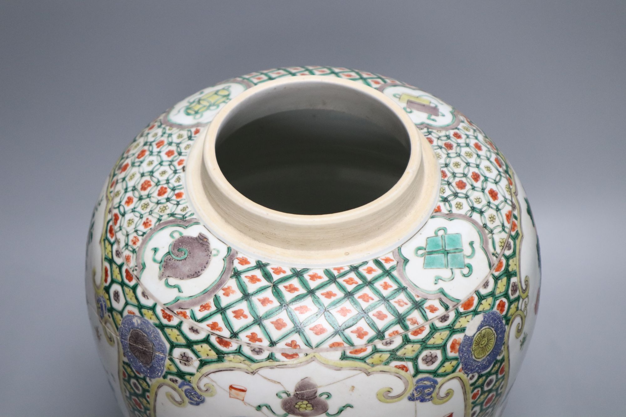 A Chinese famille verte vase, Kangxi period, height 33cm